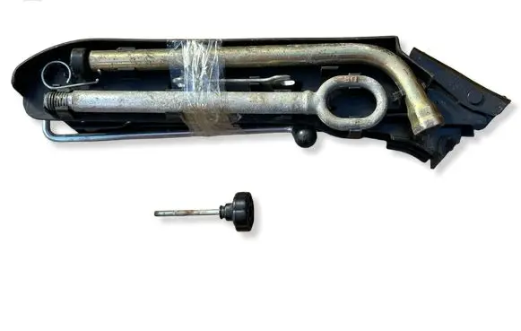 Volkswagen Transporter - Caravelle T5 Tool set 7H0012113
