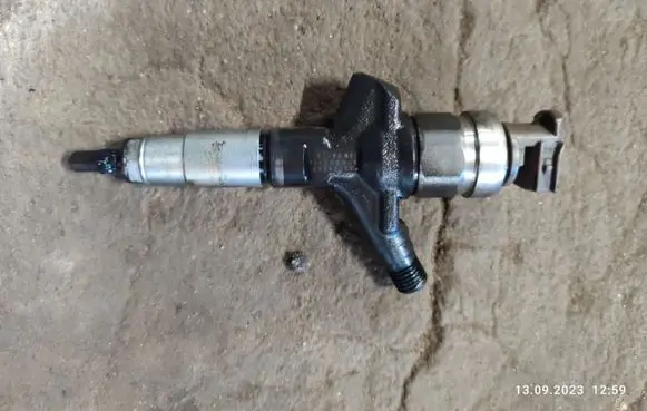 Subaru Forester SH Fuel injector