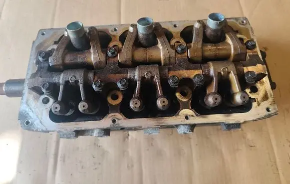 Chrysler LHS Engine head 04663697AB