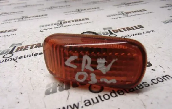 Honda CR-V Front fender indicator light
