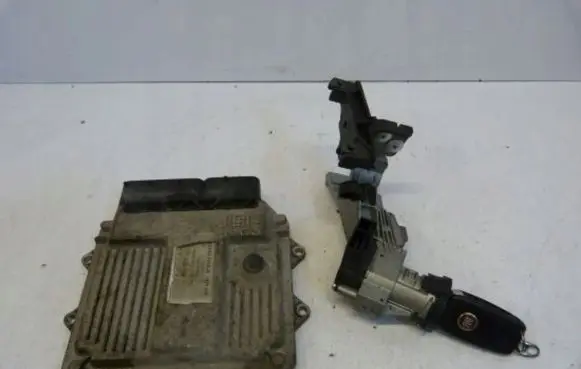 Fiat Fiorino Engine ECU kit and lock set 51832295