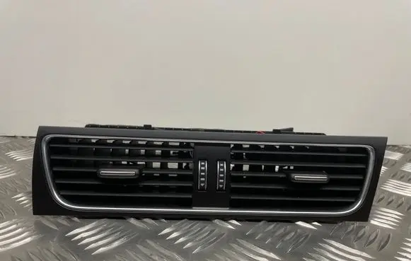 Audi A5 8T 8F Dash center air vent grill 8T2820951E