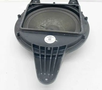 Audi A4 S4 B9 8W Subwoofer speaker 90026000102 8W5035412