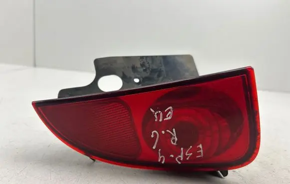 Renault Espace IV Rear fog light 8200027154