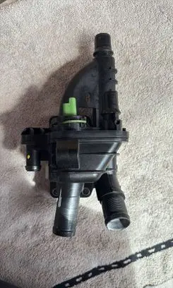 Citroen C4 II Picasso Thermostat/thermostat housing 1336AX