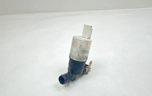 Citroen C4 I Windscreen/windshield washer pump 8200295685 8200067015
