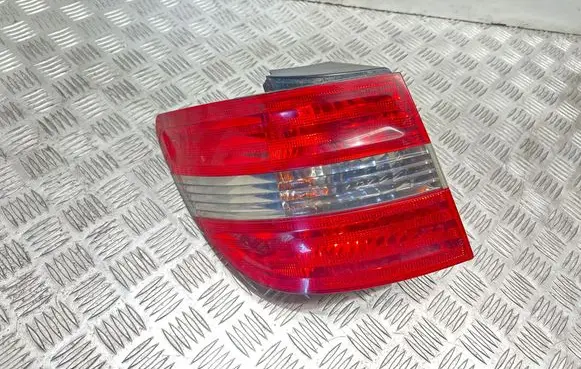 Mercedes-Benz B W245 Rear/tail lights A169820