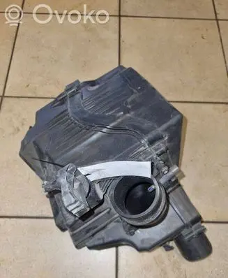 Ford Focus Air filter box AV619600BG