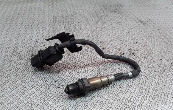 BMW 5 E60 E61 Lambda probe sensor 779160001 0281004018