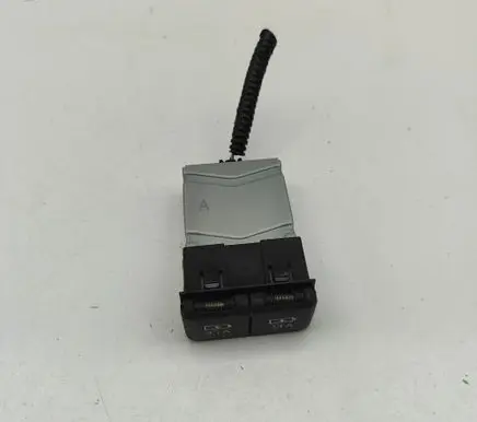 Toyota RAV 4 (XA50) USB socket connector 8553215010