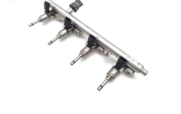 Hyundai Veloster Fuel injectors set 353502B110 90410500 9062040002