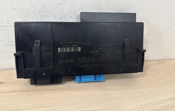 BMW 3 E90 E91 Comfort/convenience module 6983302