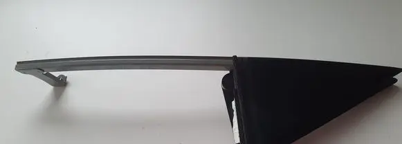 Toyota Auris E180 Rear door windshield rail 