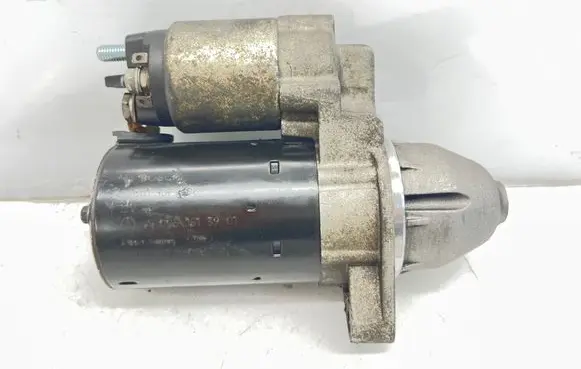 Mercedes-Benz E W211 Starter motor 0001107406 A0061513901