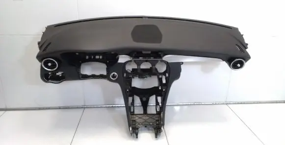 Mercedes-Benz C W204 Dashboard