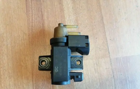 Renault Espace V (RFC) Turbo solenoid valve 8200790180 70181405