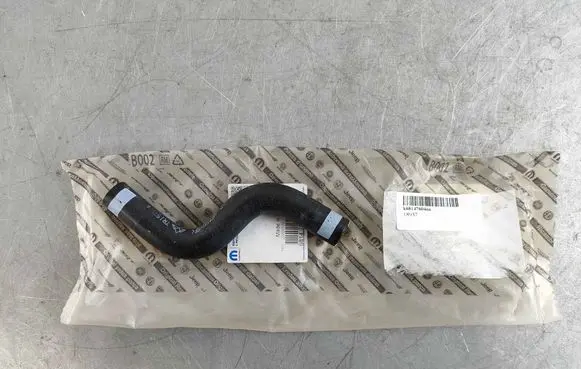 Jeep Grand Cherokee Engine coolant pipe/hose k68147604aa