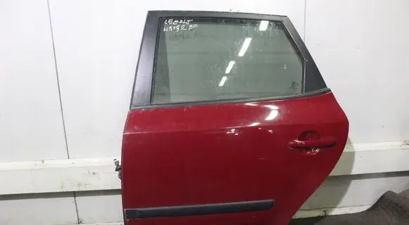 KIA Ceed Rear door
