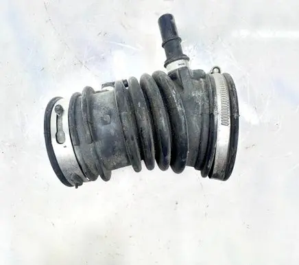 Ford Fusion II Air intake hose/pipe DS739R504BB