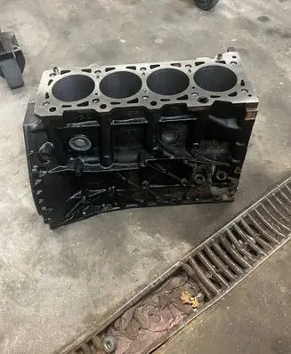 Mercedes-Benz Vito Viano W639 Engine block R6460110801