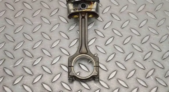 Peugeot RCZ Piston 