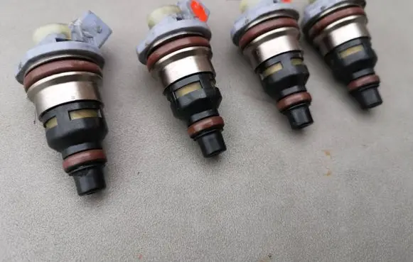 Ford Galaxy Fuel injectors set 563202800