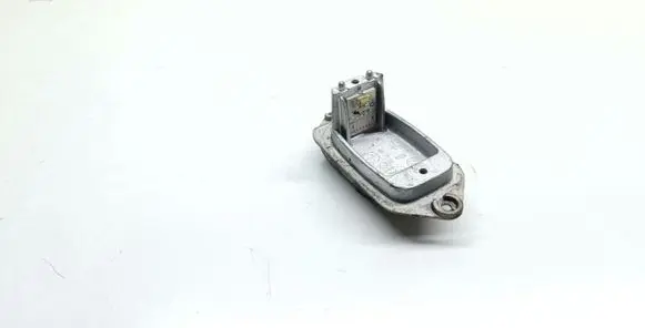 BMW 7 F01 F02 F03 F04 LED ballast control module 7339023