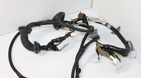 Nissan X-Trail T31 Front door wiring loom 241253UC0C