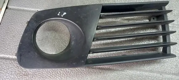 Seat Ibiza III (6L) Front bumper lower grill