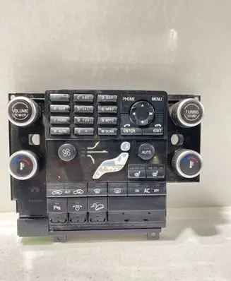Volvo XC60 Climate control unit 30782904 SN60034915 M3275100523