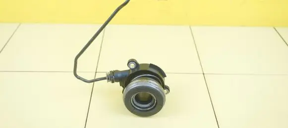 Opel Astra K Clutch slave cylinder 55583074 B14XFT