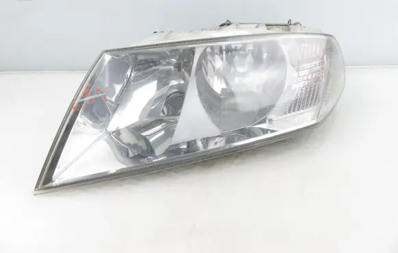 Skoda Octavia Mk2 (1Z) Headlight/headlamp 
