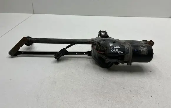 Opel Vivaro Front wiper linkage and motor