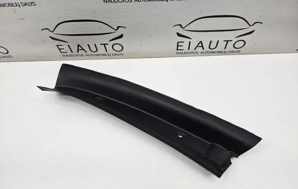 Mercedes-Benz GL X166 Other trunk/boot trim element A1666900464 18564321
