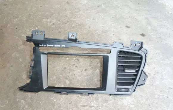 KIA Optima Dash center air vent grill 974202T000