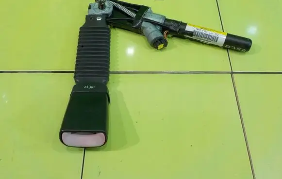 Chevrolet Captiva Front seatbelt PRZOD ZAPINKA