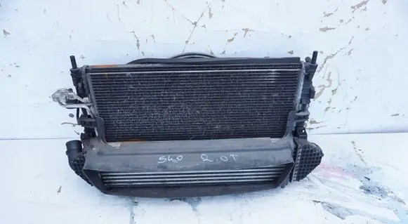 Volkswagen Amarok Intercooler radiator