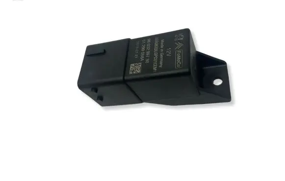 Peugeot 3008 II Glow plug pre-heat relay 9803299780 51299058A