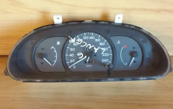 Mitsubishi Lancer Speedometer (instrument cluster) MR168064 777850