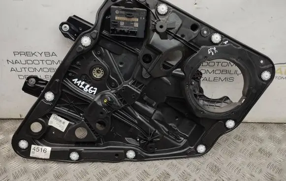 Volkswagen Touareg II Rear window lifting mechanism without motor 7P6839755A 4H0959795B
