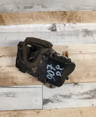 Peugeot 607 Front door lock