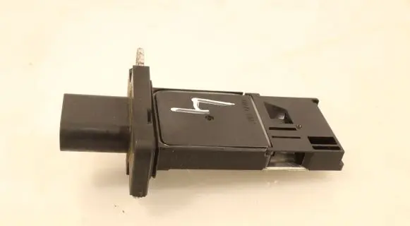 Ford Mondeo MK IV Mass air flow meter 6C1112B579AA