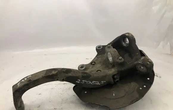 Mercedes-Benz E W213 Front wheel hub