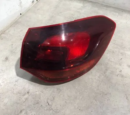 Opel Astra J Rear/tail lights 13314051