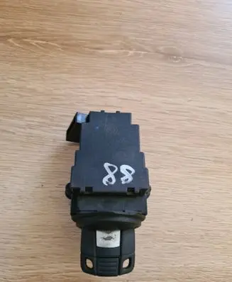 BMW 5 E60 E61 Ignition lock 6954722