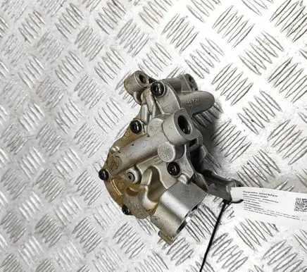 Audi A5 Oil pump 06E115105