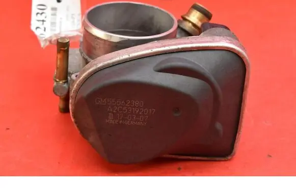 Alfa Romeo 159 Throttle body valve 55562380