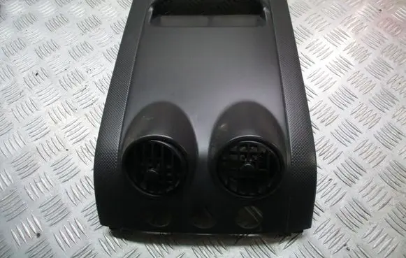 Chevrolet Aveo Radio/GPS head unit trim 
