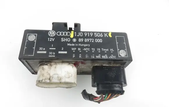 Volkswagen Golf IV Coolant fan relay 1J0919506K