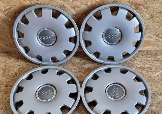 Audi A4 S4 B7 8E 8H R16 wheel hub/cap/trim 4B0601147D